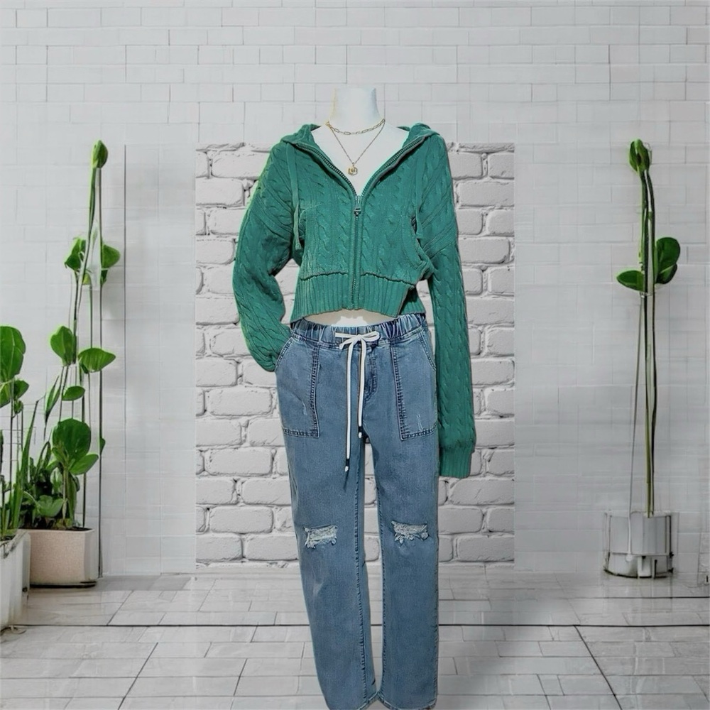 UNBRANDED ELASTIC WAIST DISTRESSED SLIM JEANS SIZE LARGE (FITS MEDIUM)